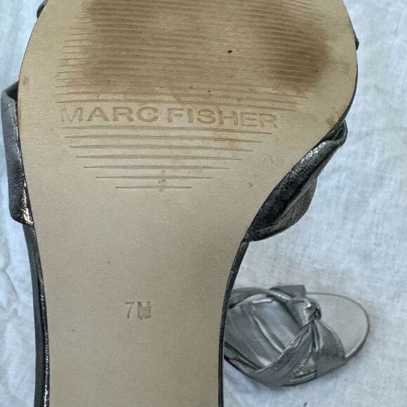 Marc Fisher Women's Surelle Leather Bow Silver Stiletto Heels Sandals 7 - Picture 9 of 10